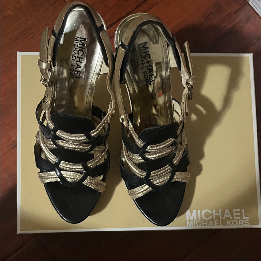 Michael Kors Artisan Platform